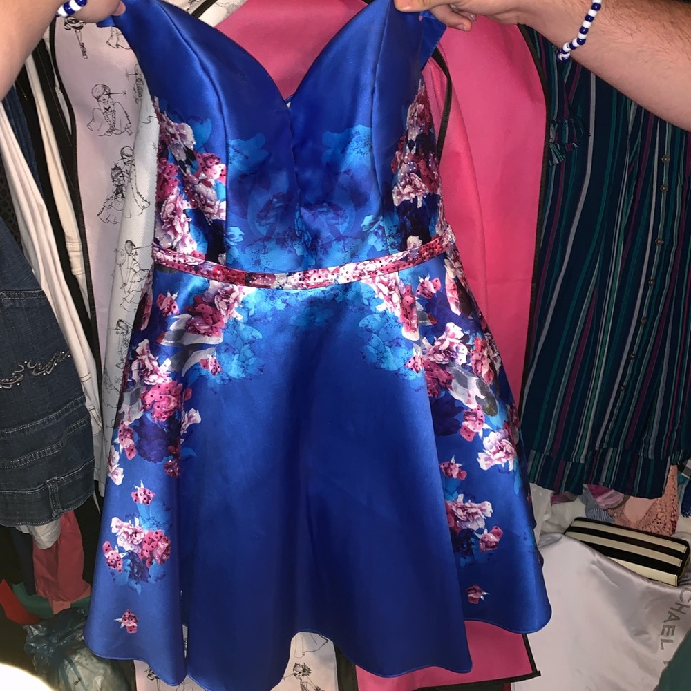 Ellie Wilde homecoming dress